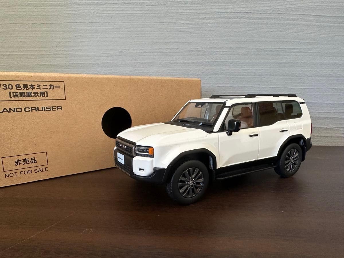 1 30 色見本ミニカー ランドクルーザー 店頭展示用 売り 7台 カラー